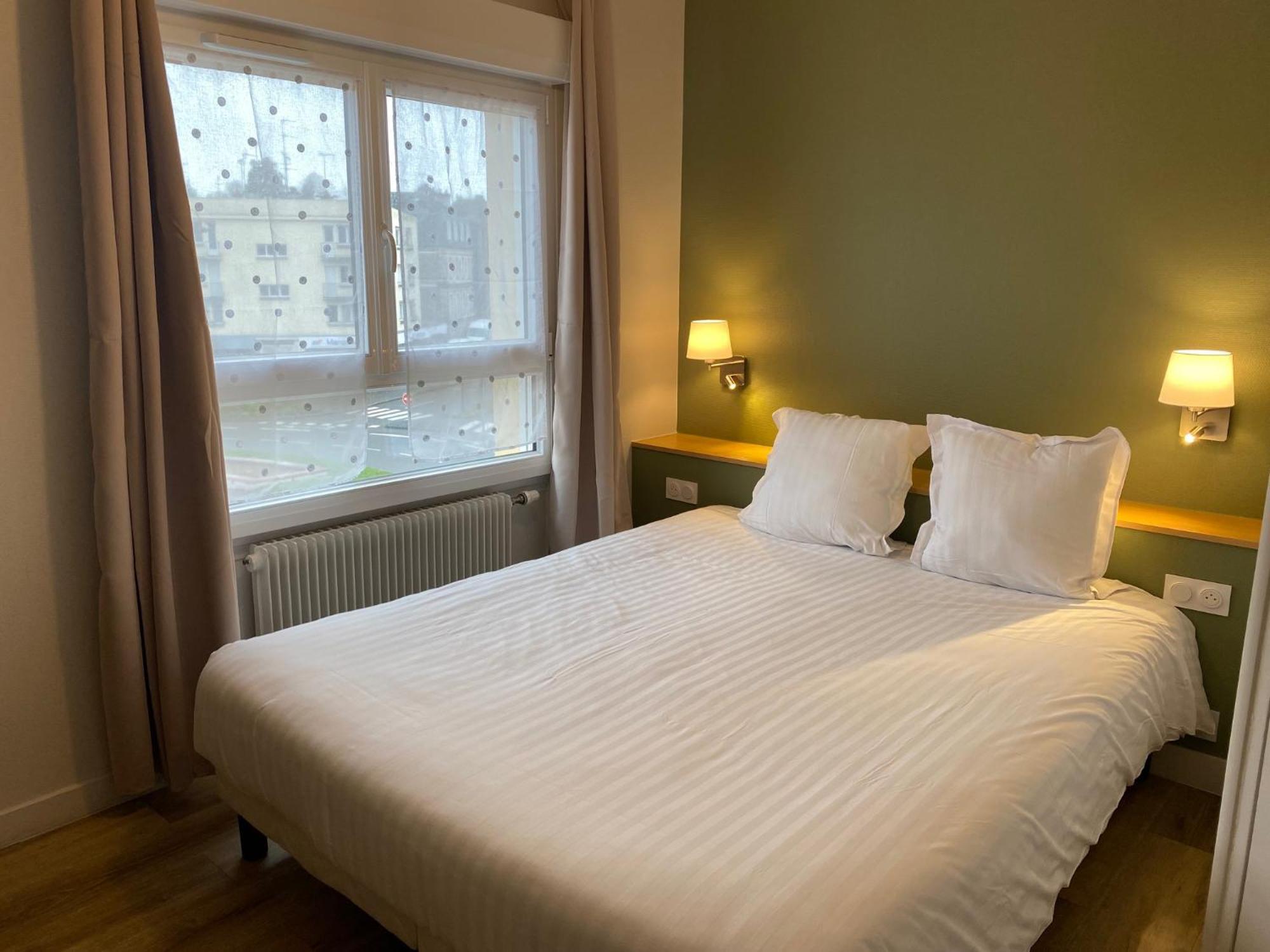 Hotel de Bretagne Fougères Esterno foto